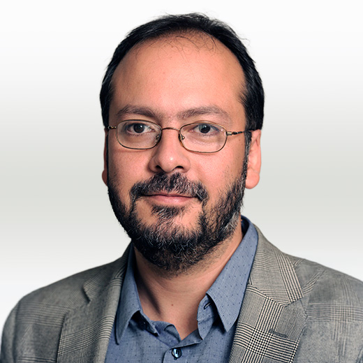 Dr. Carlos Ibañez